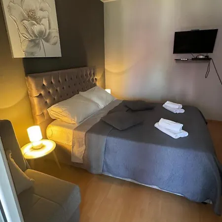 Apartments With Parking Space Trogir - 12152 Apartment