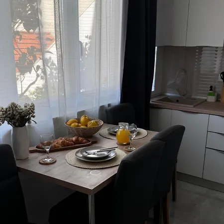 Apartments With Parking Space Trogir - 12152 Apartment Trogir
