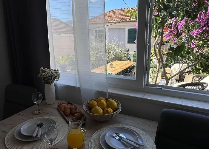 Apartament With Parking Space - 12152 *